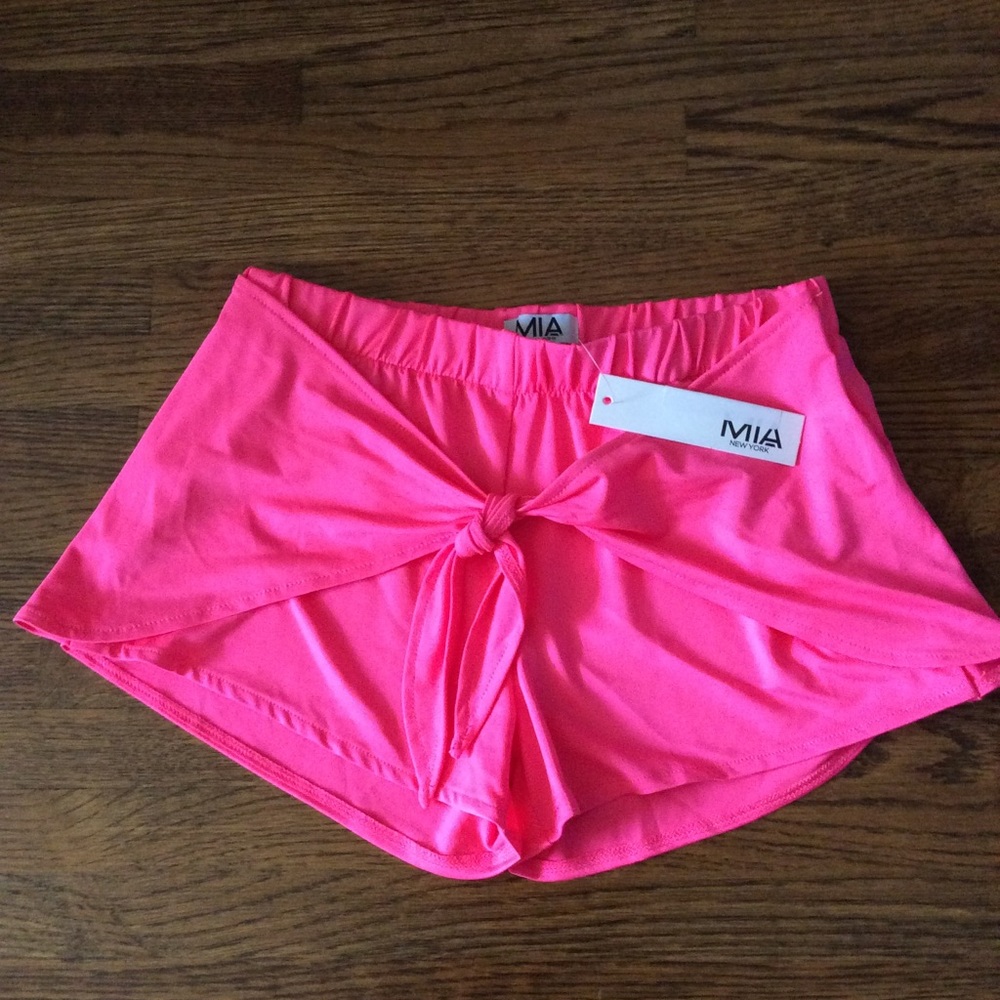 MIA coral tie front shorts